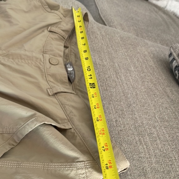 The North Face khaki hiking pants - sz 16 - Picture 11 of 13